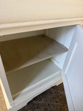 Load image into Gallery viewer, Mahogany Sleigh Bedsides x 2
