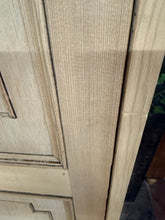 Load image into Gallery viewer, Stripped Oak Cupboard
