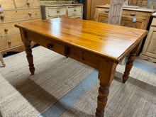 Load image into Gallery viewer, Solid Pine Dining Table
