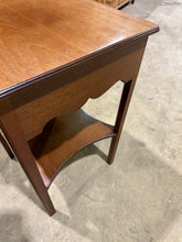 Load image into Gallery viewer, Mahogany Side Table
