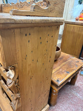 Load image into Gallery viewer, Solid Pine Wine Rack
