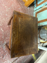 Load image into Gallery viewer, Oak Work Box
