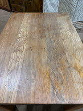 Load image into Gallery viewer, Oak Dining Table
