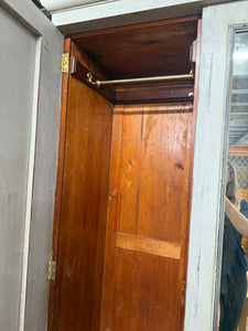Distressed Gentlemans Wardrobe