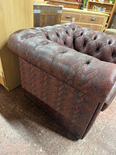 Load image into Gallery viewer, Leather Armchair
