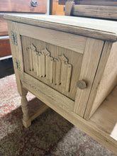 Load image into Gallery viewer, Oak Telephone Seat
