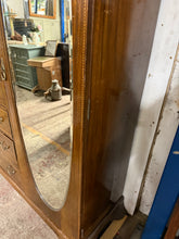 Load image into Gallery viewer, Edwardian Style Compactum
