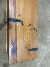 Load image into Gallery viewer, Blanket Box
