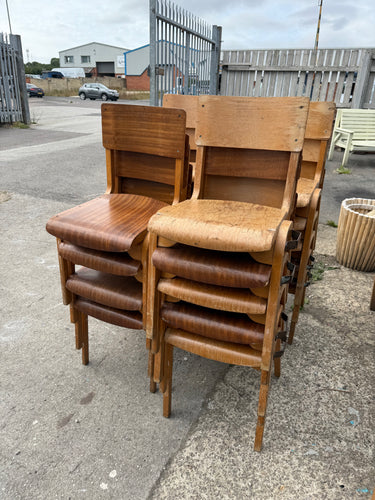 These lovely mid-20th century bentwood stacking chairs for children are gently used and in good condition overall. They would make a fantastic addition to your child’s room, ideal for reading or relaxing. Price is per chair and section will be random.

Overall Dimensions

approx : 36cm wide x 34cm deep x 75cm high

DELIVERY AVAILABLE      

For our other items see our website https://fossewayfurniture.co.uk

collection from our shop at cv36, our collection zone at bs36 or otherwise delivery is available
