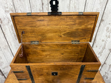 Load image into Gallery viewer, Small Wooden Trunk
