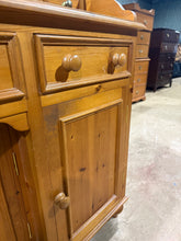 Load image into Gallery viewer, Solid Pine Sideboard
