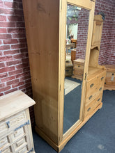 Load image into Gallery viewer, Victorian Pine Compactum
