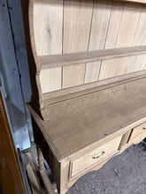 Load image into Gallery viewer, Stripped Oak Dresser
