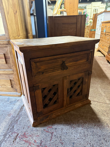 This sturdy hardwood cupboard is in good overall condition. While it shows some signs of use with minor marks, they don’t detract from its charm. It features a convenient drawer above a double cupboard, providing ample storage space.

Delivery Available

Overall Dimensions

60cm wide x 42.5cm deep x 60cm high
