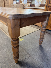 Load image into Gallery viewer, Long Vintage Pine Table
