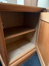 Load image into Gallery viewer, 2 x Bedsides
