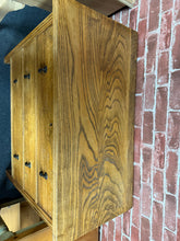 Load image into Gallery viewer, Oak Chest Of Drawers
