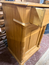 Load image into Gallery viewer, Antique Pine Side Table
