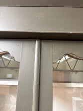 Load image into Gallery viewer, Display Cabinet
