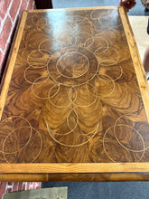 Load image into Gallery viewer, William &amp; Mary Table and Mirror Set
