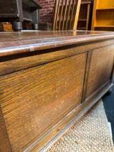 Load image into Gallery viewer, Oak Blanket Box
