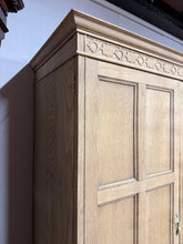 Load image into Gallery viewer, Waring &amp; Gillow Oak Wardrobe
