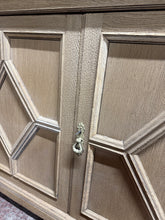 Load image into Gallery viewer, Large Oak Sideboard
