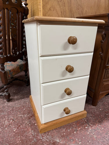 This charming two tone bedside is sturdy and well-maintained. It’s pre-loved with a few minor marks but nothing significant. Featuring a white body complemented by natural top, bottom, and knobs, it offers four short drawers with dovetail joints for handy storage.

Delivery Available

Overall Dimensions

42.5cm wide x 43cm deep x 79.5cm high

