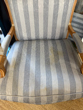Load image into Gallery viewer, Continental Lounge Chair
