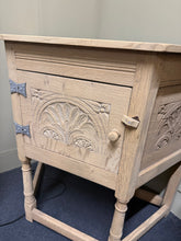 Load image into Gallery viewer, Oak Hall Table
