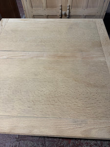 Oak Extendable Table
