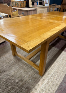 Oak Extendable Table