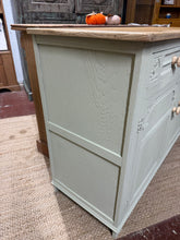 Load image into Gallery viewer, Oak Sideboard
