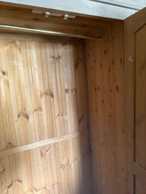 Load image into Gallery viewer, Quadruple Wardrobe
