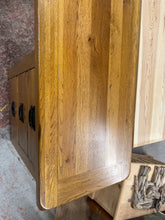 Load image into Gallery viewer, Oak Furniture Land Desk
