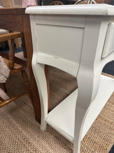 Load image into Gallery viewer, White Console Table
