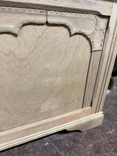 Load image into Gallery viewer, Stripped Monks Bench
