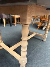 Load image into Gallery viewer, Stripped Oak Table
