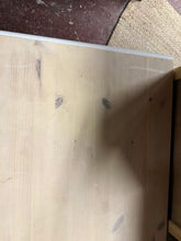 Load image into Gallery viewer, Two Tone Blanket Box
