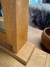 Load image into Gallery viewer, Oak Dressing Table Mirror
