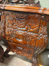 Load image into Gallery viewer, Continental Carved Dressing Table
