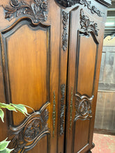 Load image into Gallery viewer, Armoire
