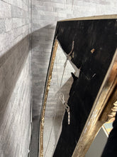 Load image into Gallery viewer, Antique Style Frame
