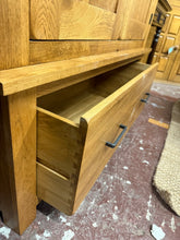 Load image into Gallery viewer, Harrogate Oak Wardrobe
