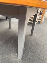 Load image into Gallery viewer, Round Pine Dining Table
