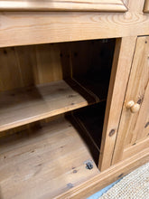 Load image into Gallery viewer, Vintage Pine Dresser
