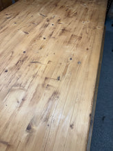 Load image into Gallery viewer, Solid 7ft Solid Pine Table
