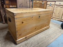 Load image into Gallery viewer, This charming antique pine blanket box is sturdy and well-preserved considering its age. While it shows a few minor marks, they don&#39;t detract from its appeal. Equipped with metal handles on both sides, it’s easy to move around.

Overall Dimensions

99cm wide x 52cm deep x 55cm high

DELIVERY AVAILABLE      

For our other items see our website https://fossewayfurniture.co.uk

collection from our shop at cv36, our collection zone at bs36 or otherwise delivery is available

