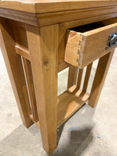 Load image into Gallery viewer, Oak Side Table
