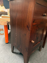 Load image into Gallery viewer, 2 x Bedsides
